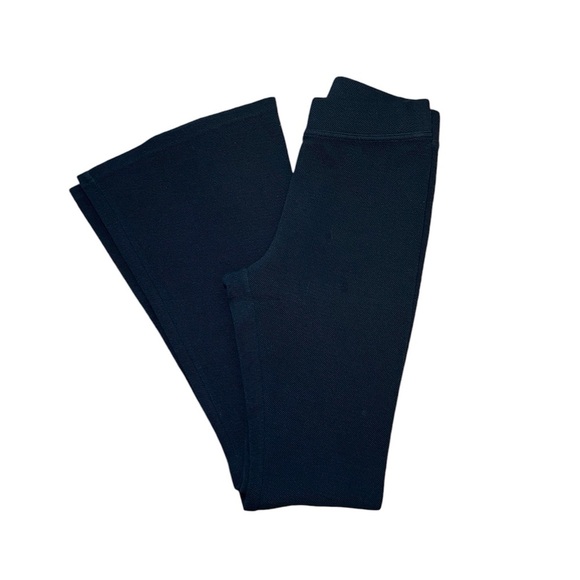 Offline by Arie Thick Waffle Material Black Flare Leggings Size: Medium - Picture 4 of 5